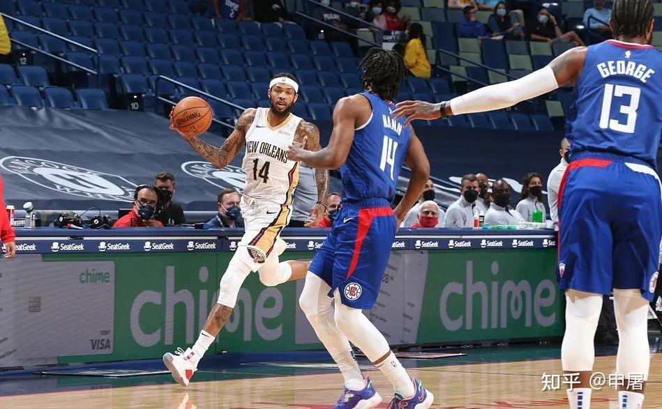 鹈鹕力克辽宁队，乔治统治全场