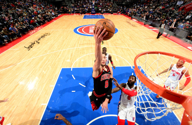 雷霆力克江苏队，拉文高光表现